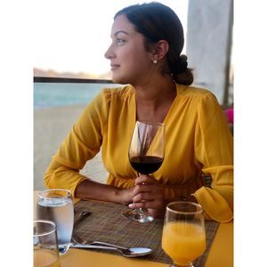 Meet your Posher, Leslie